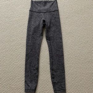 grey lulu lemon leggings